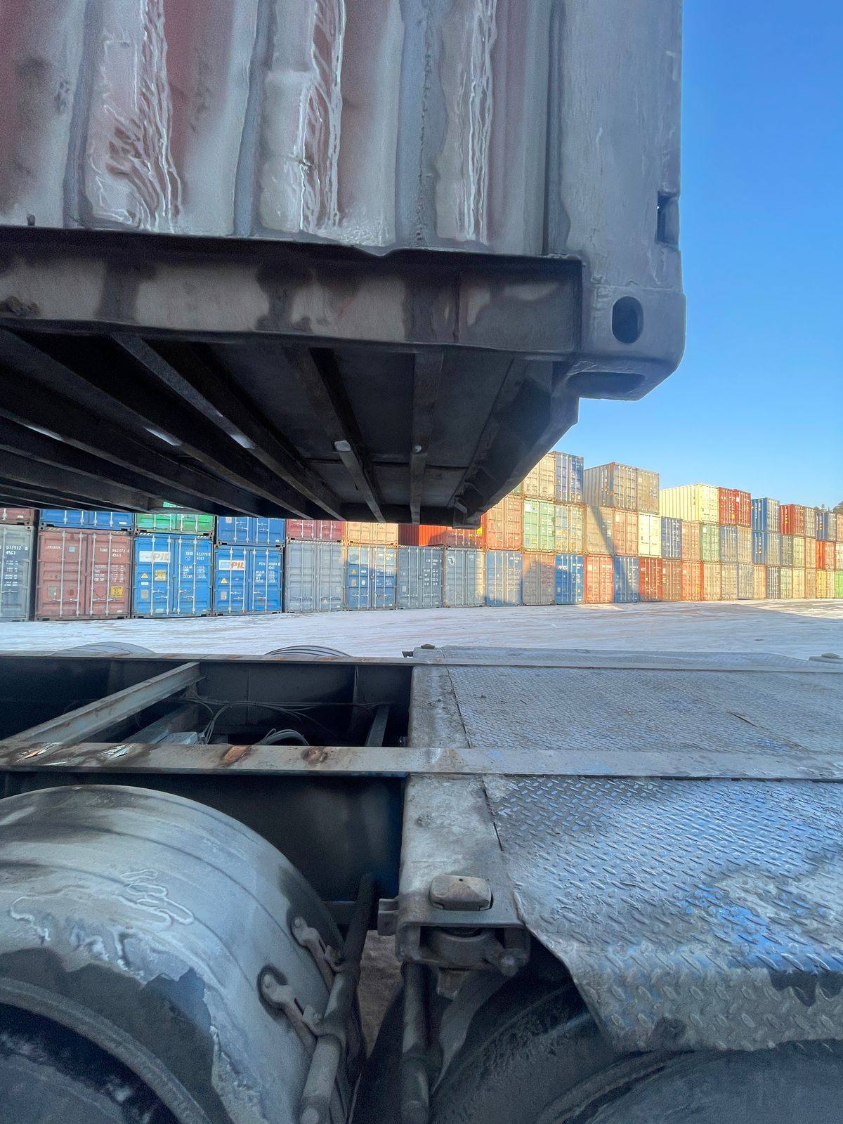 Морской контейнер TGHU0667006